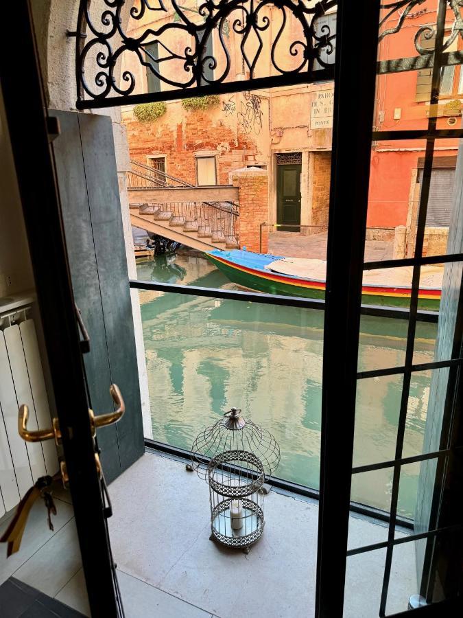 Ca Penini - Canal View Venice Luaran gambar
