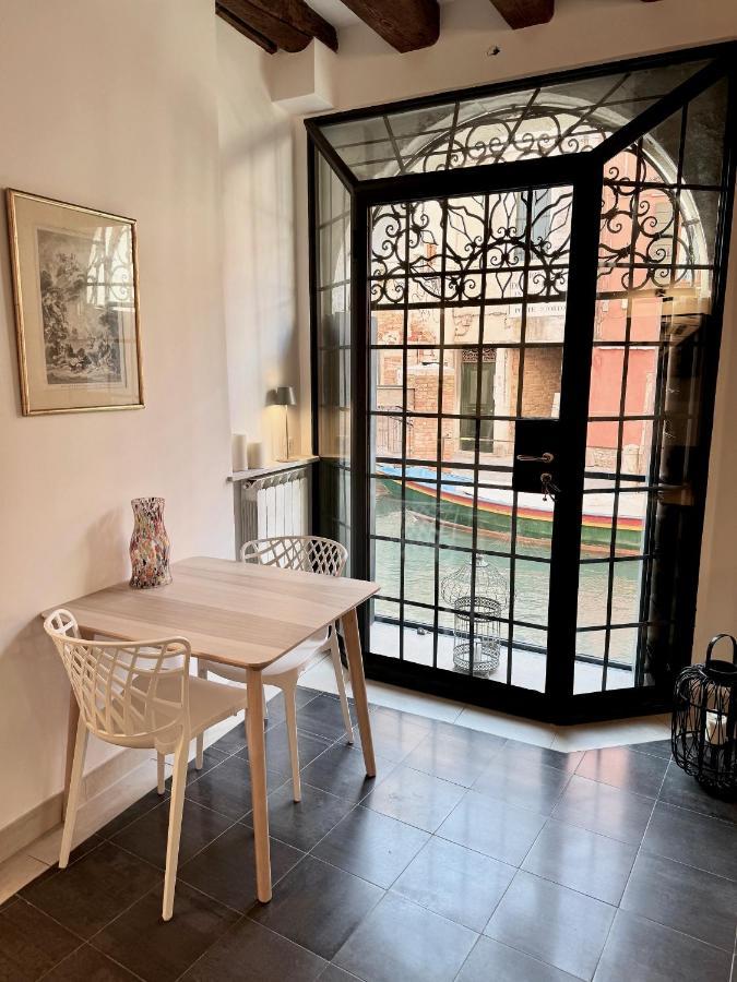 Ca Penini - Canal View Venice Luaran gambar